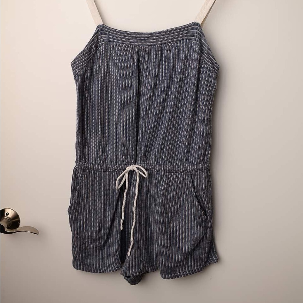 Lou & Grey Women's Striped Linen Romper jumpsuit size medium m blue